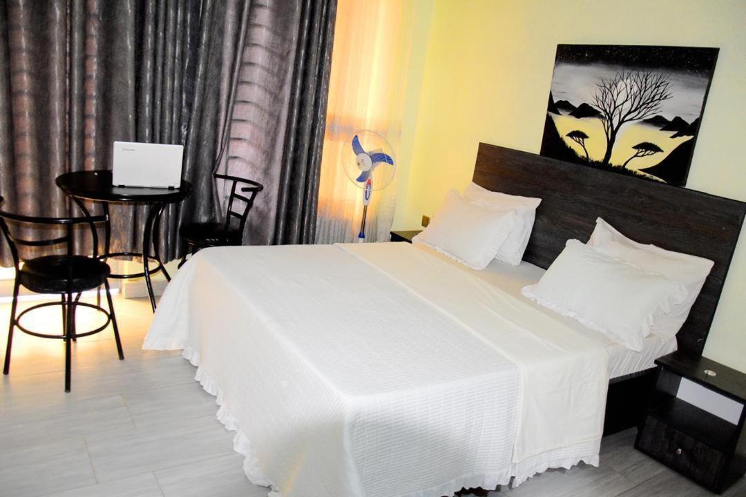 Stella Residence And Cuisine Kigali Luaran gambar